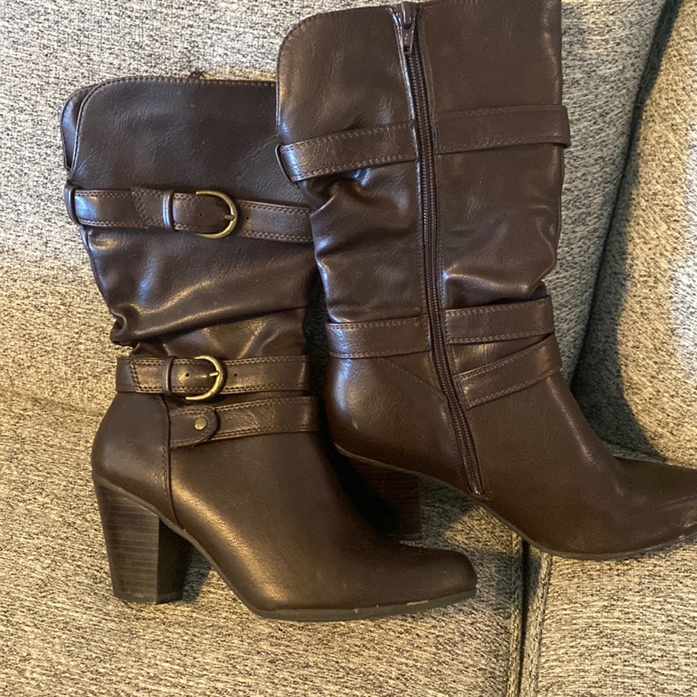 Brown boots